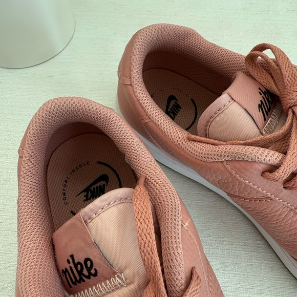 Nike Dusty Rose Leather Casual Sneakers - Picture 10 of 12